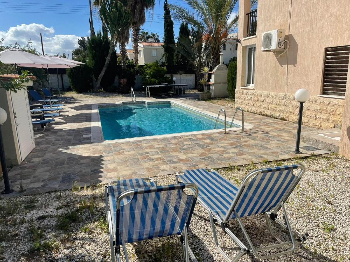 Villa Ocean Stones 1Km From Main Coral Bay Beach Pegeia Eksteriør billede